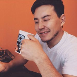 Meet your Posher, Rufat